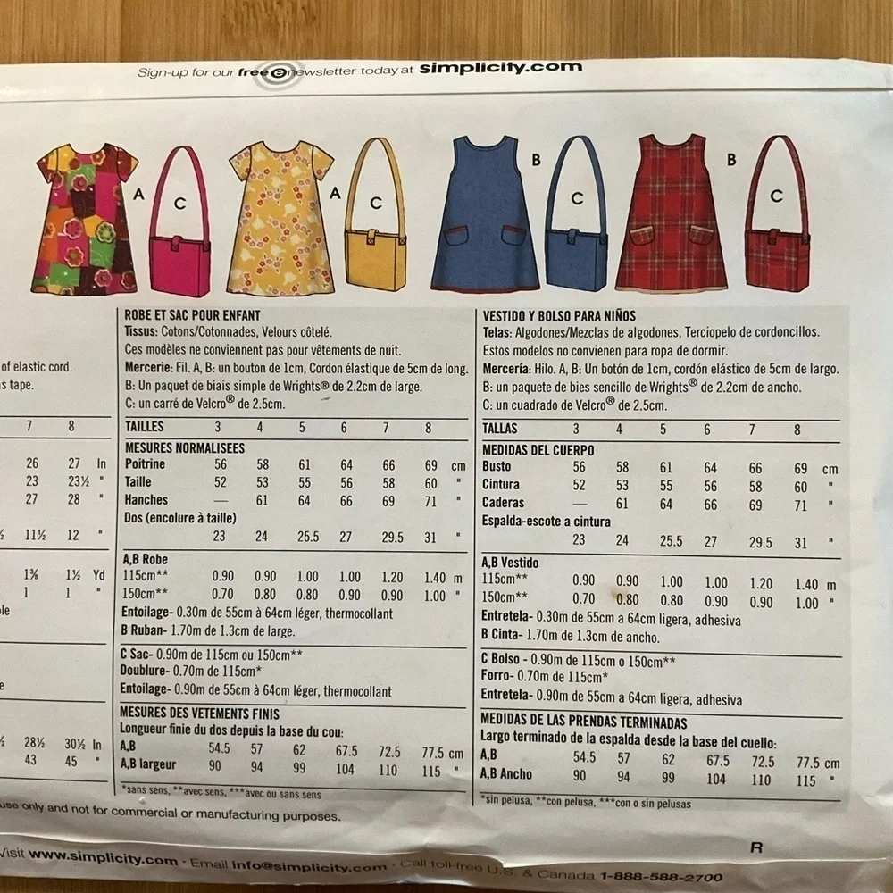 Simplicity 4927 Pattern Child’s Dress and Bag Size A 3-8 It’s So Easy